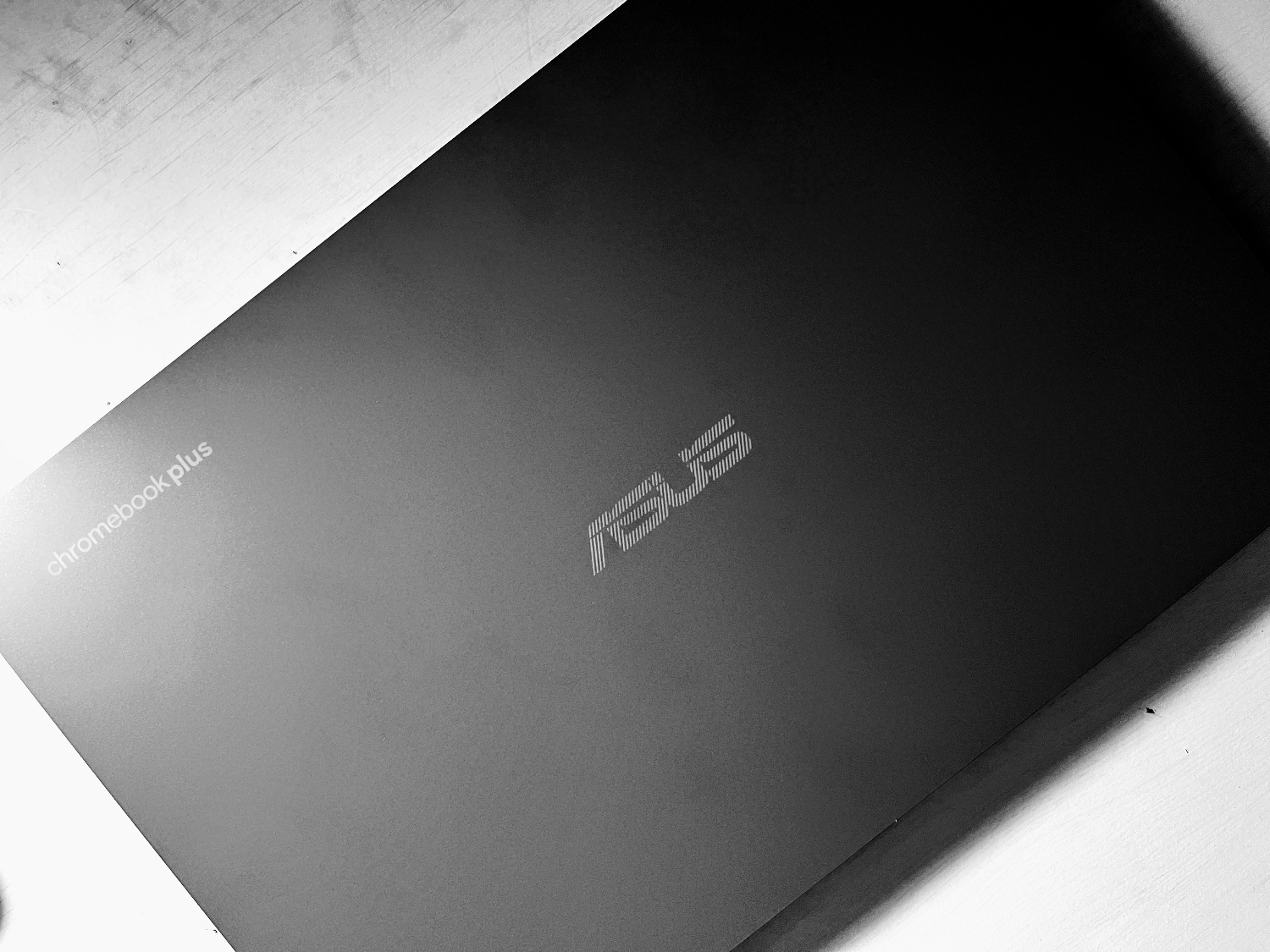 An image of Asus CX34 from the top